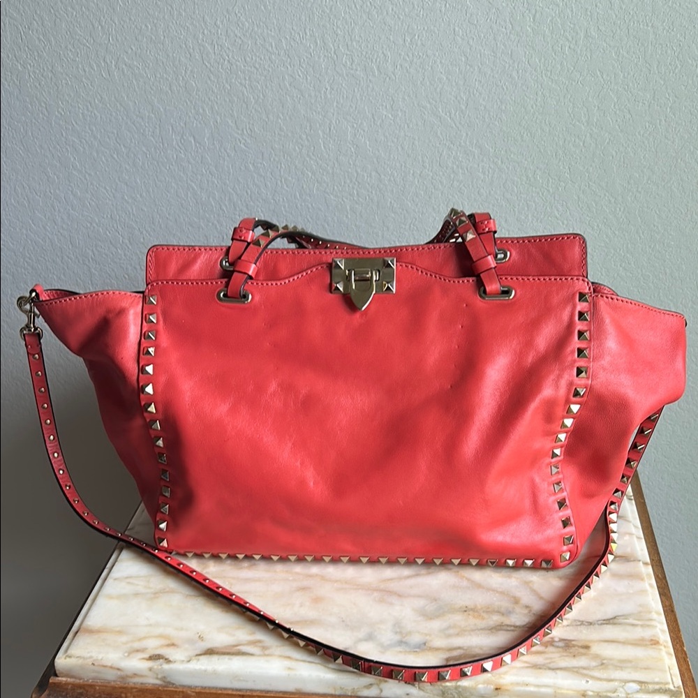 GUC Valentino Coral Studded Leather Tote